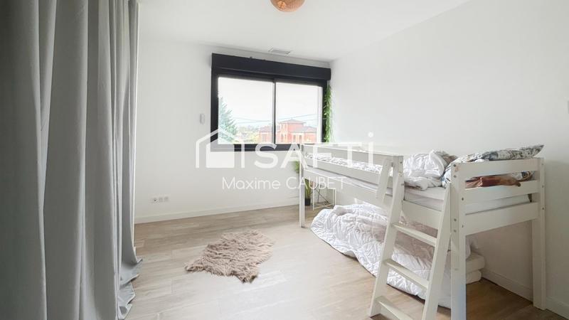 Maison - 182 m² - 5 pièces