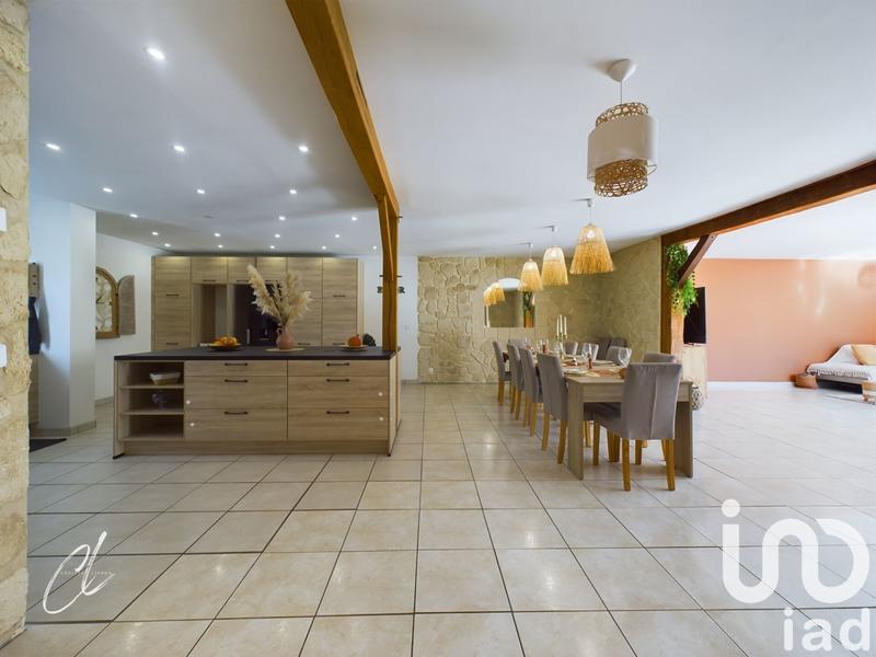 Maison - 190 m² - 7 pièces