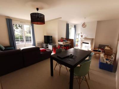 Maison - 122 m² - 6 pièces