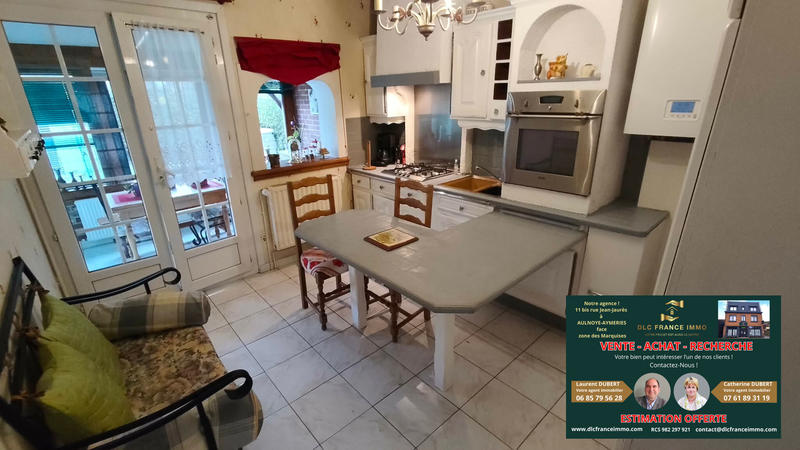 Maison - 87 m² - 6 pièces