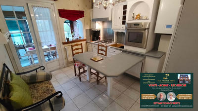 Maison - 87 m² - 6 pièces