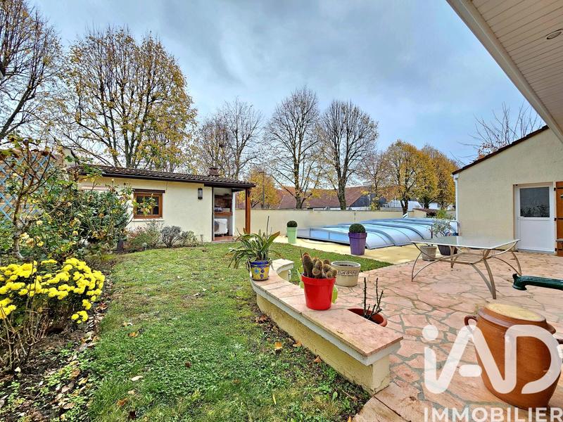 Maison - 110 m² - 5 pièces