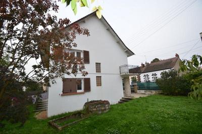 Maison - 107 m² - 5 pièces