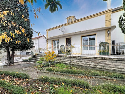 Maison - 104 m² - 5 pièces