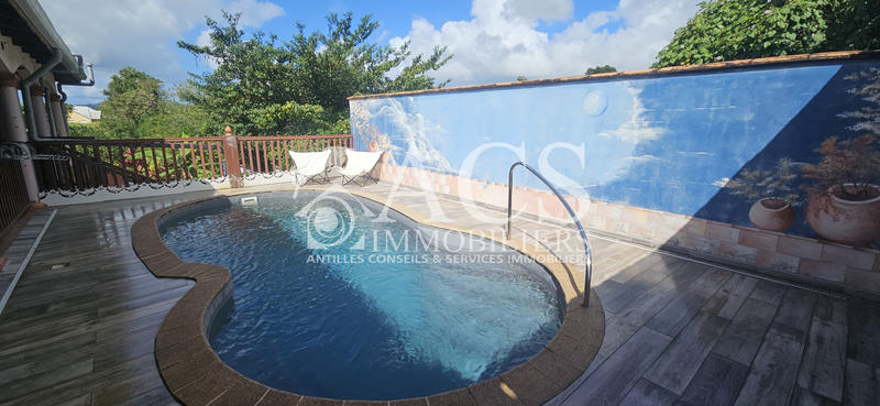 Maison - 122 m² - 5 pièces