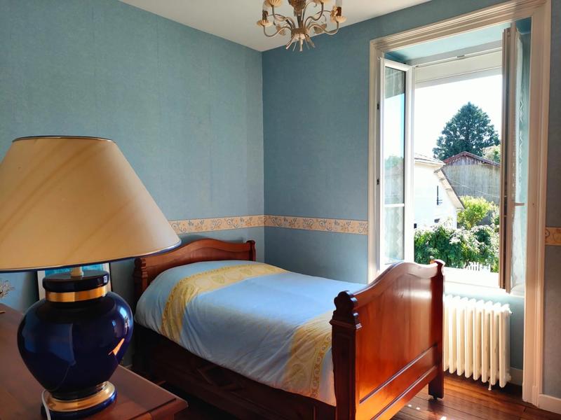 Maison - 203 m² - 8 pièces