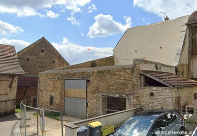 Maison - 200 m² - 1 pièce