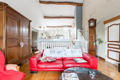 Maison - 272 m² - 8 pièces