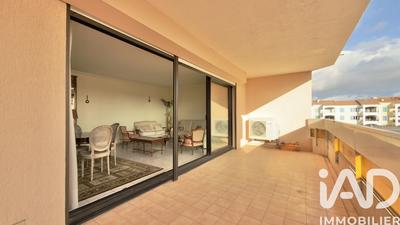 Appartement - 72 m² - 3 pièces