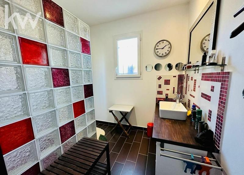 Maison - 121 m² - 5 pièces