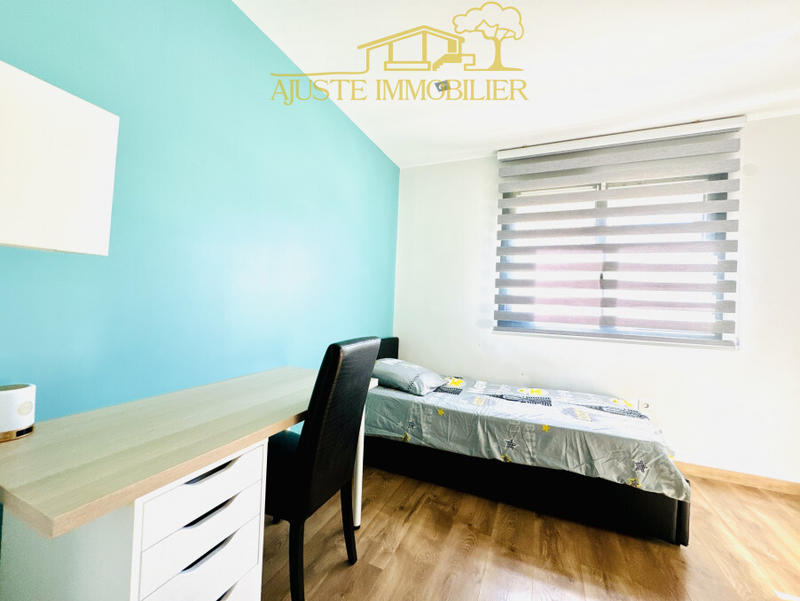 Maison - 96 m² - 4 pièces