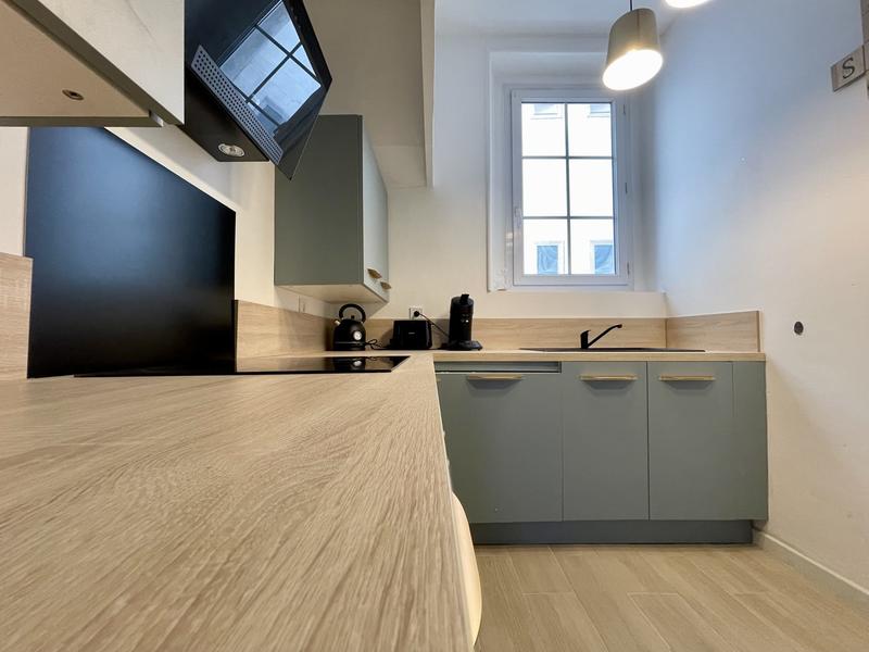 Appartement - 100 m² - 4 pièces