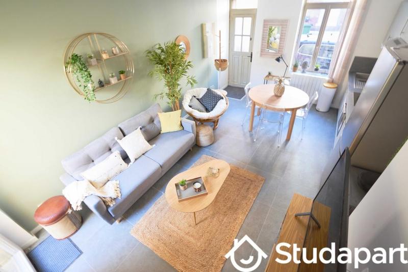 Chambre - 11 m² - 1 pièce