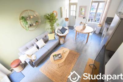 Chambre - 11 m² - 1 pièce