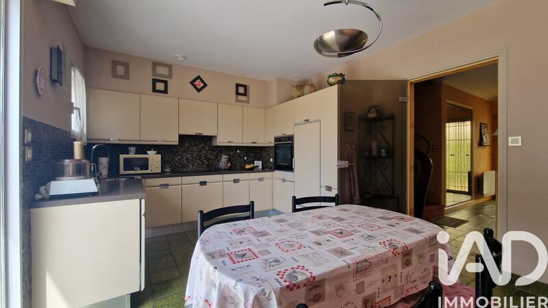 Maison - 120 m² - 5 pièces