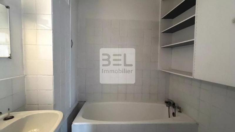 Appartement - 81 m² - 5 pièces