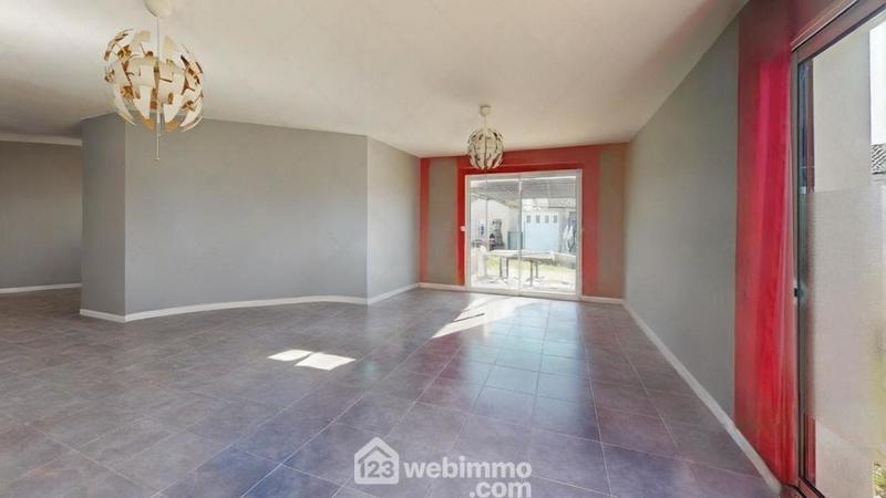 Maison - 104 m² - 5 pièces