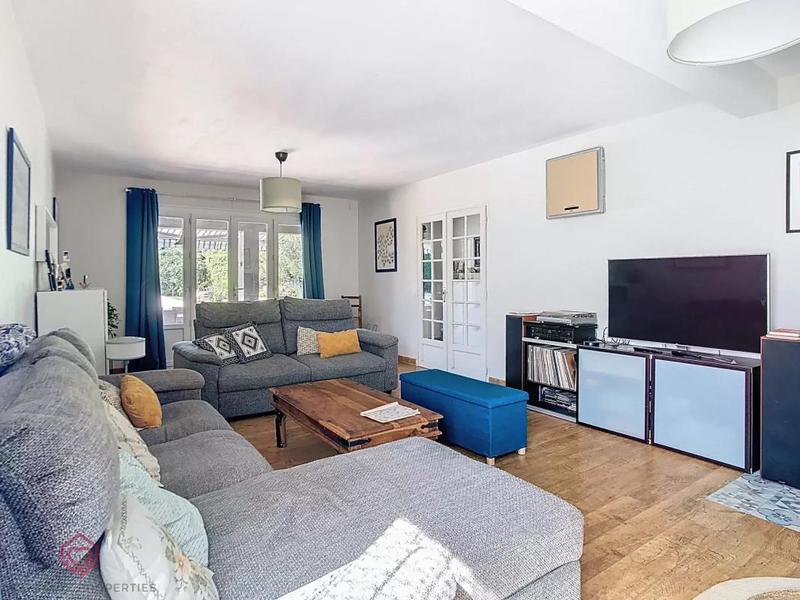 Villa - 131 m² - 6 pièces