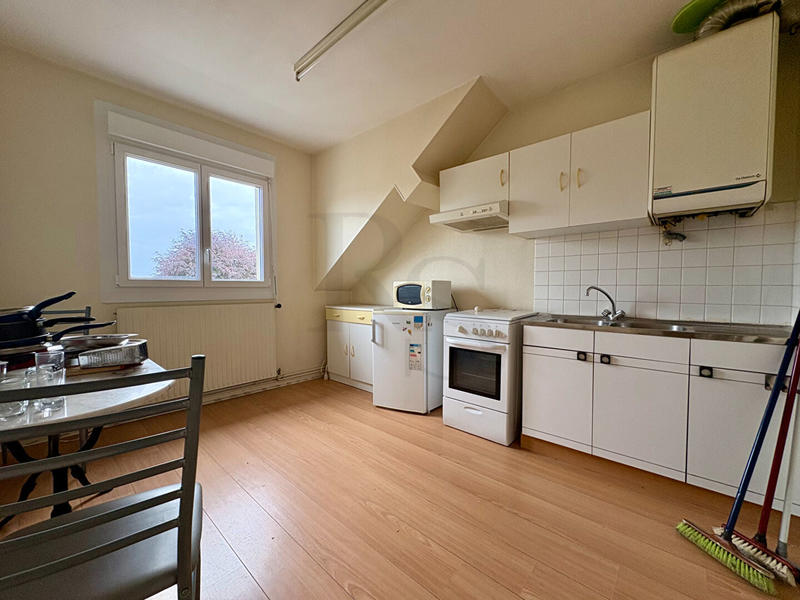 Immeuble - 6 pièces