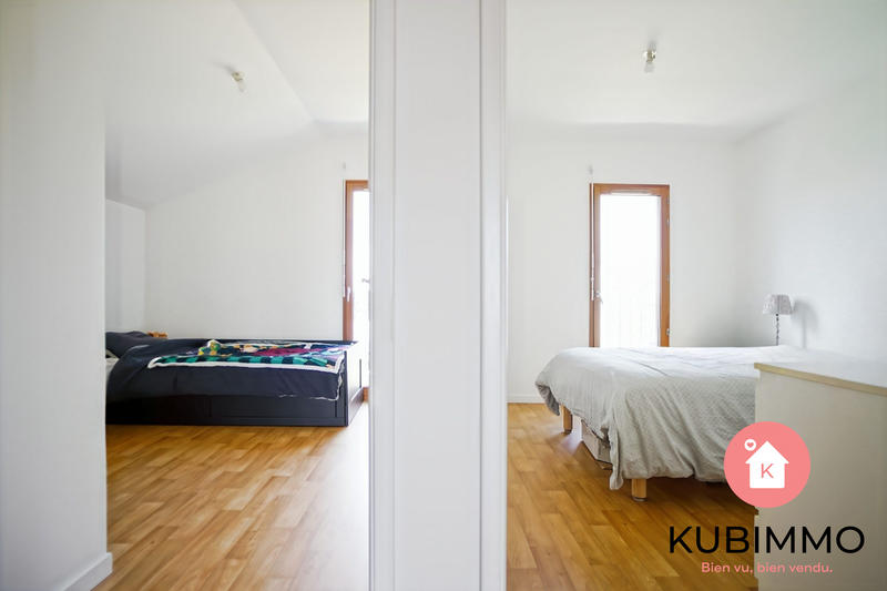 Duplex - 92 m² - 5 pièces