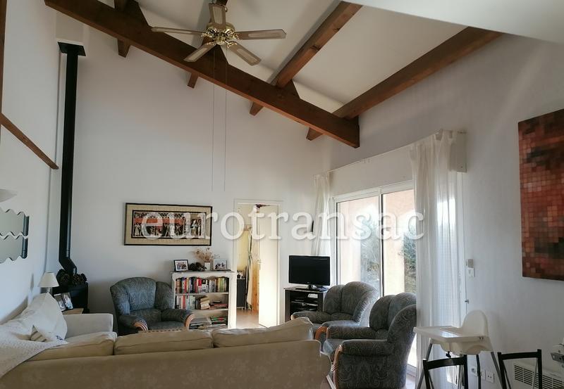 Maison - 98 m² - 4 pièces