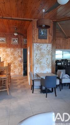 Maison - 344 m² - 6 pièces