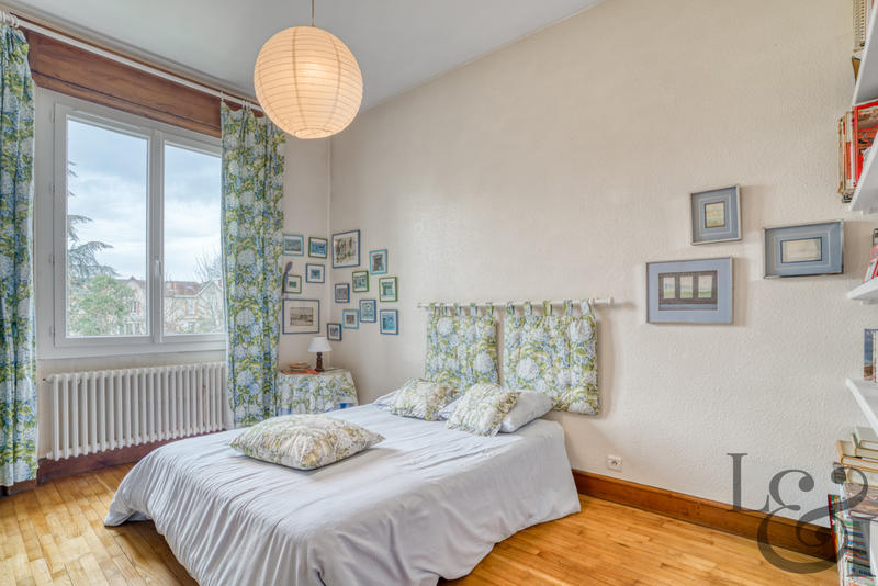 Maison - 162 m² - 6 pièces