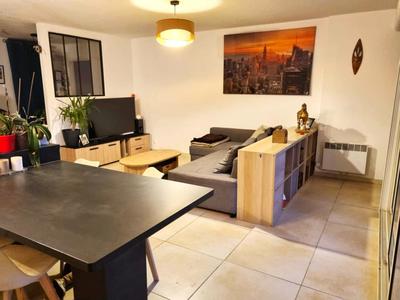 Appartement - 85 m² - 4 pièces