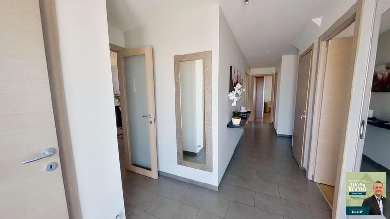 Maison - 260 m² - 6 pièces