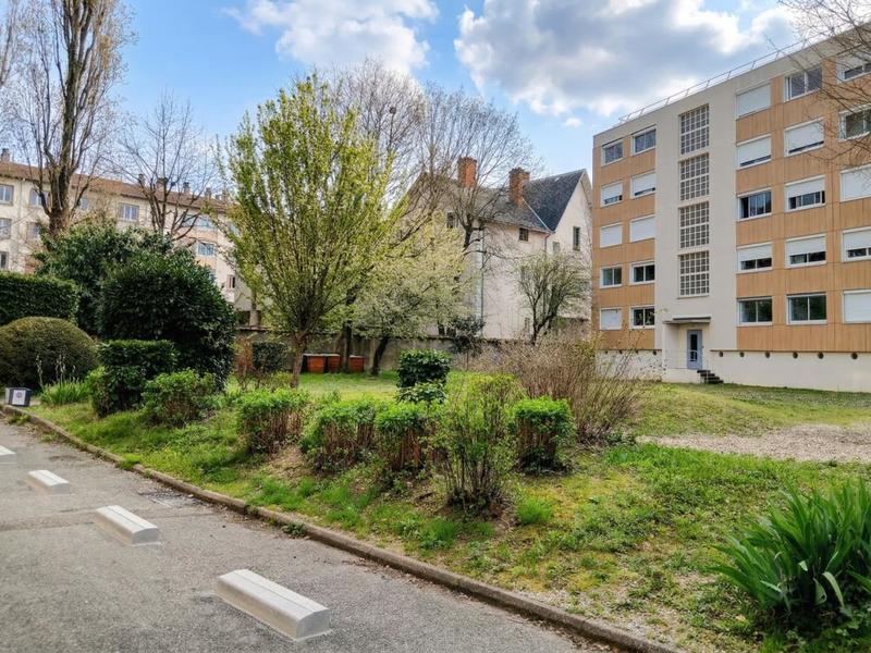 Appartement - 74 m² - 4 pièces