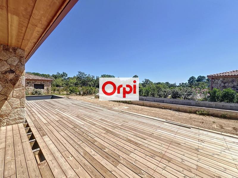 Villa - 136 m² - 5 pièces