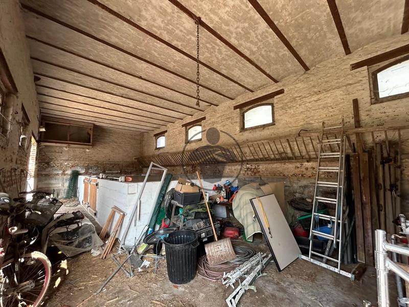 Maison - 202 m² - 8 pièces