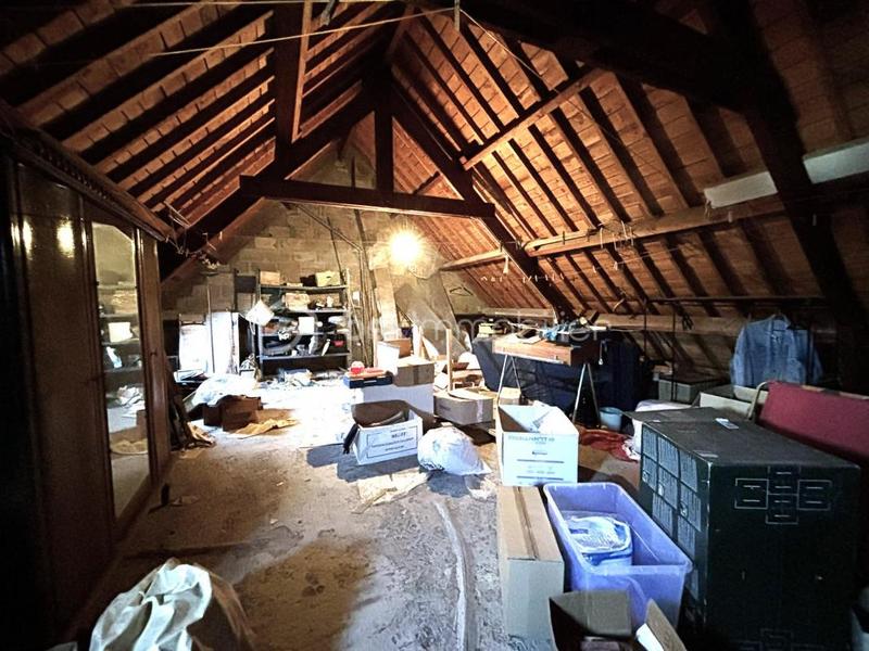 Maison traditionnelle - 104 m² - 5 pièces