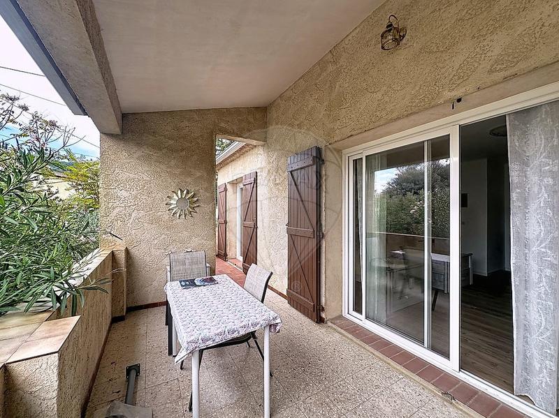 Maison - 204 m² - 8 pièces