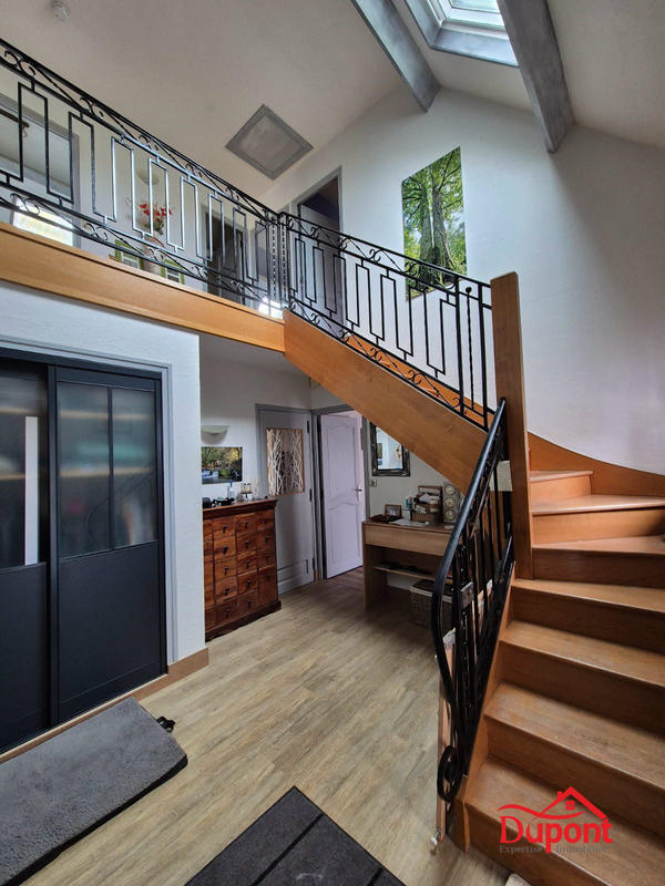 Maison - 137 m² - 6 pièces