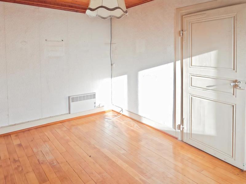 Maison - 300 m² - 10 pièces