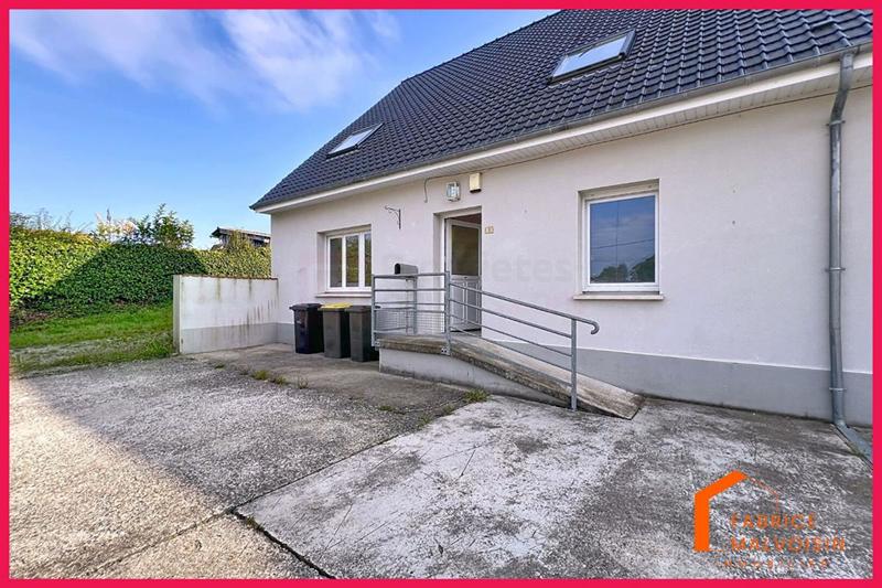 Maison - 330 m² - 12 pièces