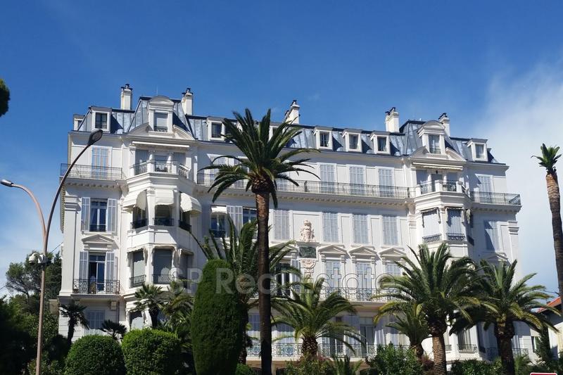 Appartement - 188 m² - 6 pièces