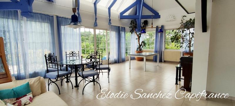 Maison - 401 m² - 10 pièces