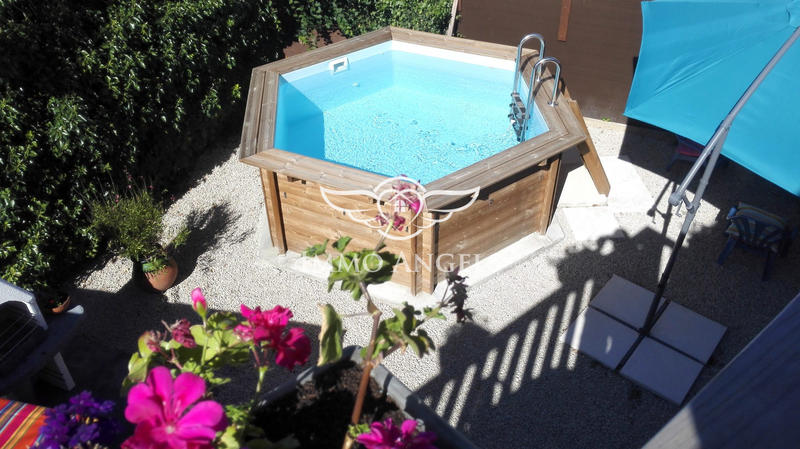 Maison - 206 m² - 9 pièces