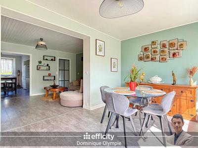 Maison - 103 m² - 6 pièces