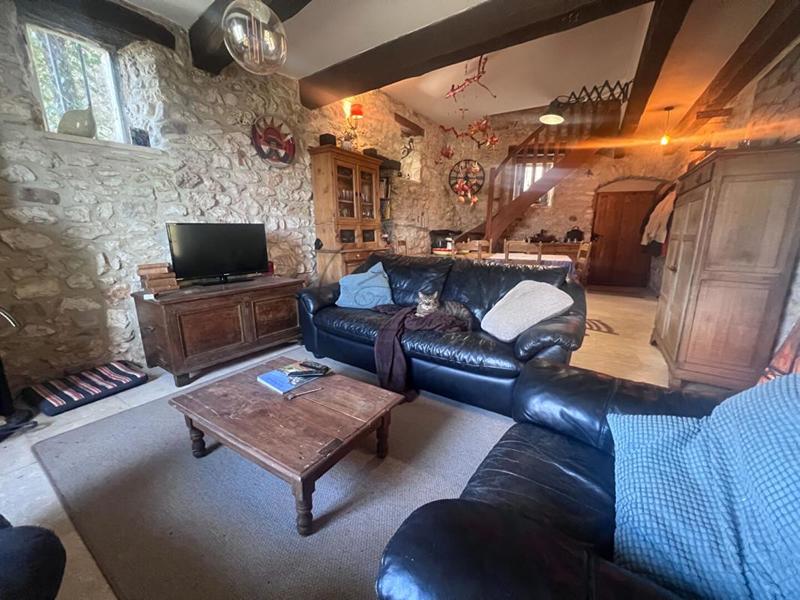 Maison en pierre - 100 m² - 4 pièces