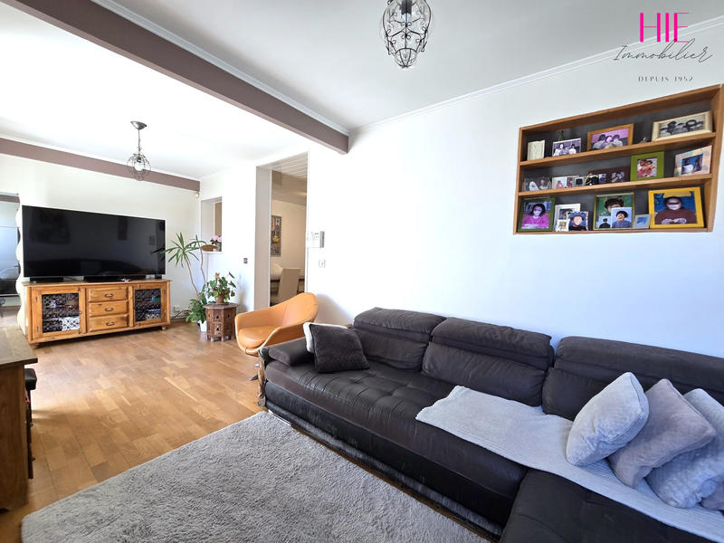 Maison - 80 m² - 5 pièces