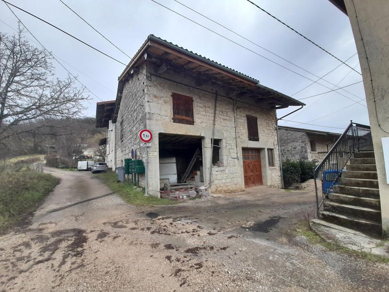 Maison de village - 90 m² - 4 pièces