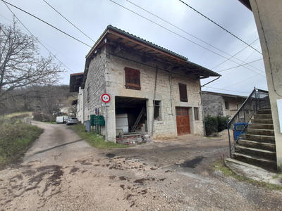 Maison de village - 90 m² - 4 pièces