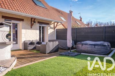 Maison - 90 m² - 5 pièces