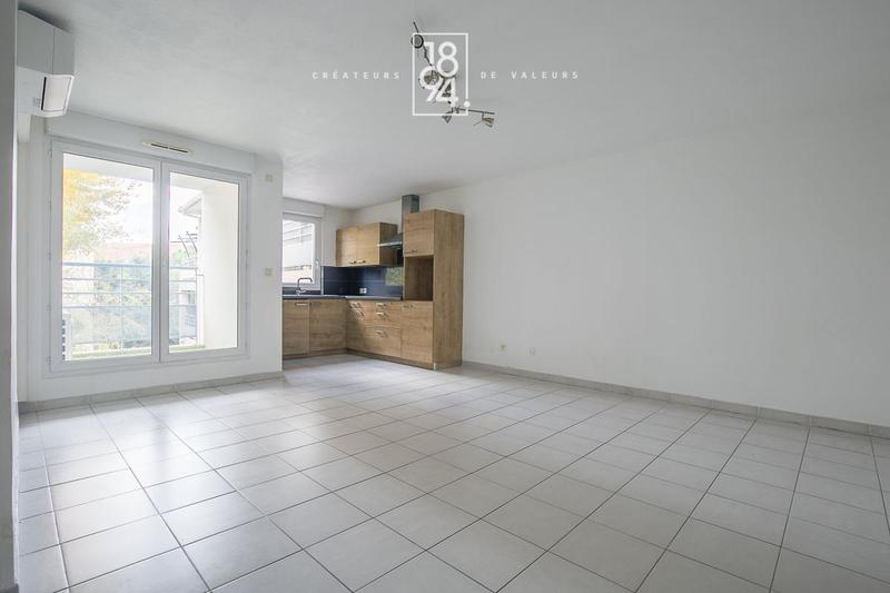 Appartement - 65 m² - 3 pièces