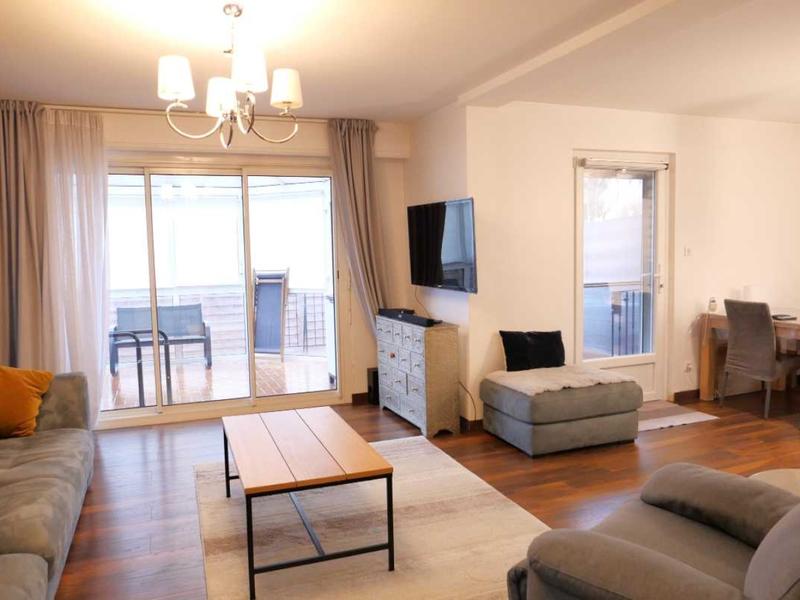 Maison - 192 m² - 7 pièces