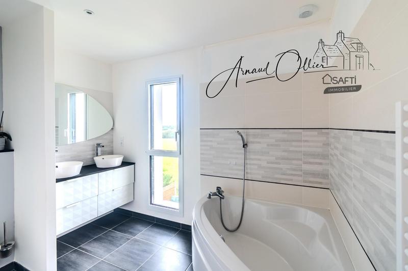 Maison - 107 m² - 5 pièces