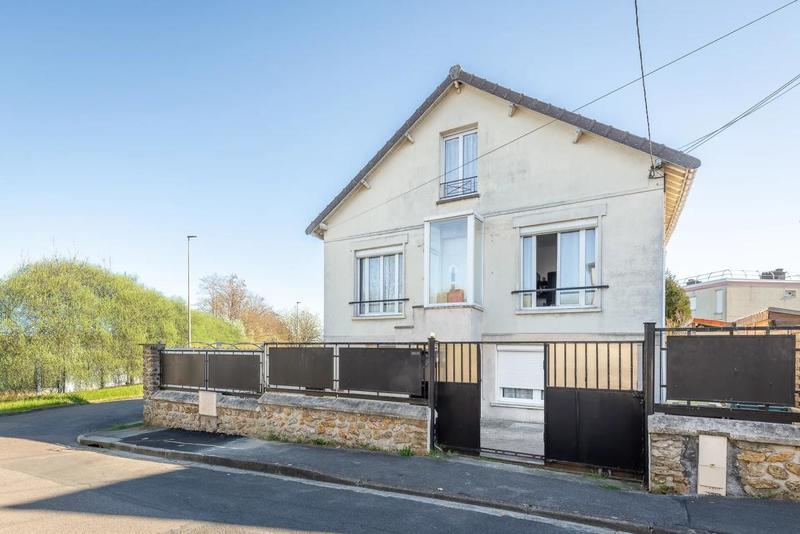 Maison - 110 m² - 6 pièces